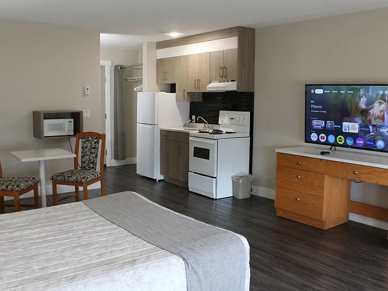 8120 Sparrow Cres #201 — Photo 15
