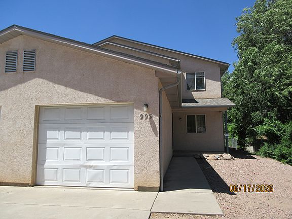 2nd image of 999 Myrtle Ln #999