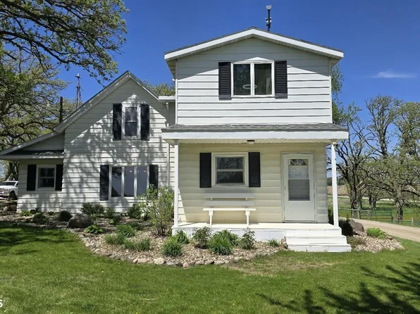 21952 420th St, Lake Mills, IA 50450