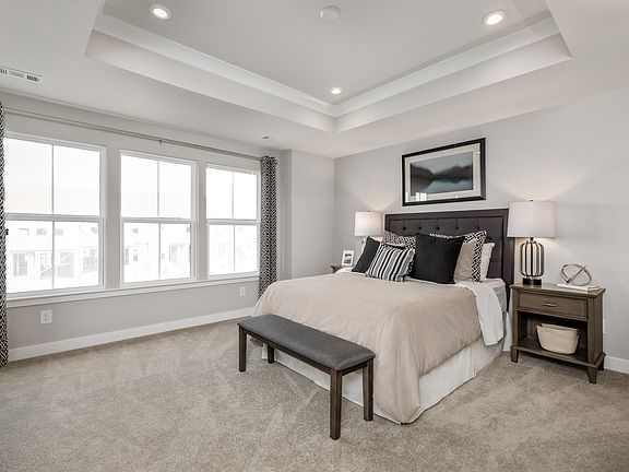 Roxbury w 6 Extension