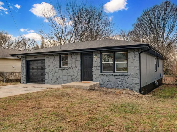 2641 N Pierce Avenue, Springfield, MO 65803