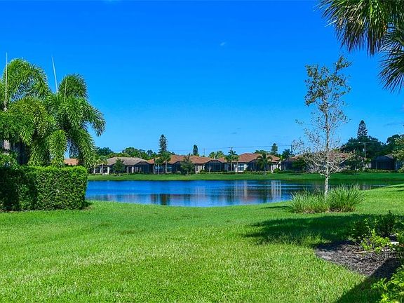 3rd image of 8283 Varenna Dr