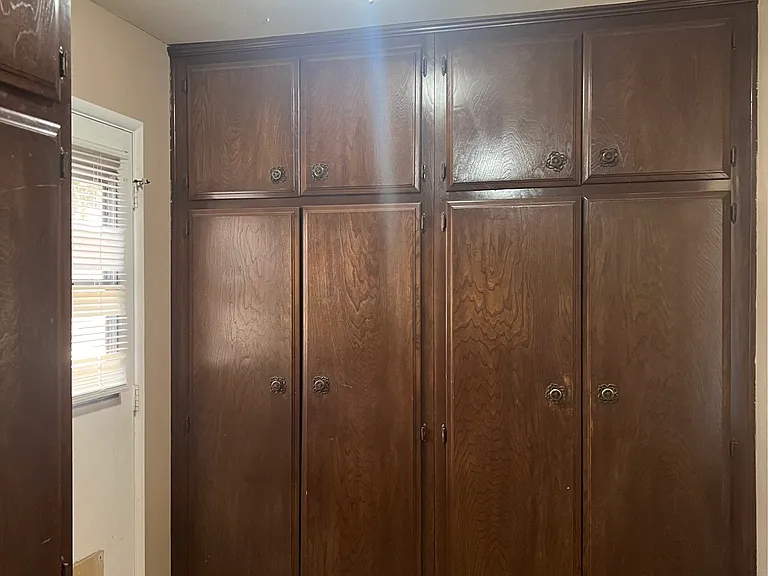 Wall to wall pantry