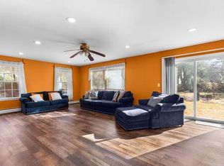 23 Peck Hill Rd, Scituate, RI 02857