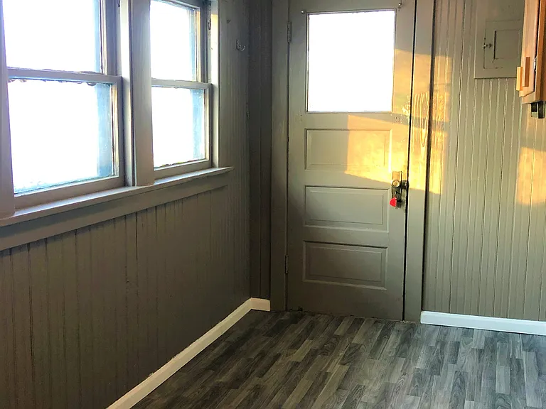 2518 S 46th Ave — Photo 10