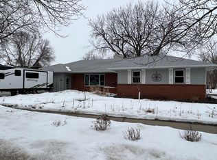 1668 Ohio Ave SW, Huron, SD 57350