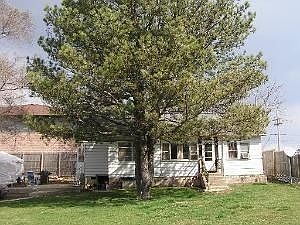 2nd image of 102 W Valley View Dr