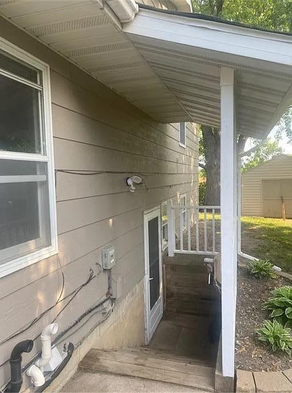 3 bed, 1500 sqft, $1,450 — Photo 2