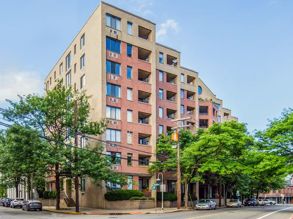 300 Newark Street image 11 of 11