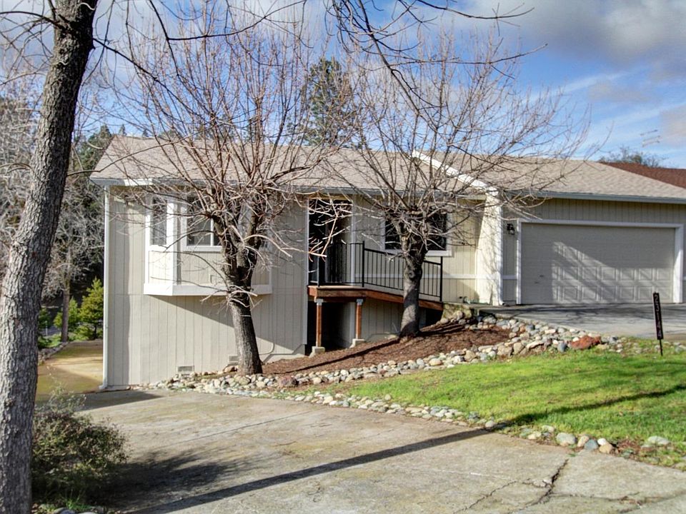 1st image of 23144 Lone Pine Dr