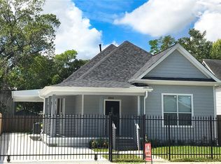 2011 Common St, Houston, TX 77009