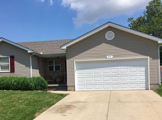 351 Hickory Dr, Connersville, IN 47331