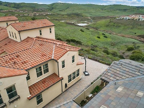 3rd image of 16257 Veridian Cir
