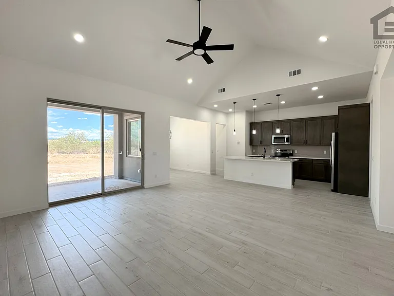 18108 W Morning Vista Ln — Photo 3