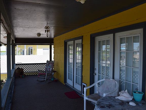 3rd image of 89 Bayshore Dr