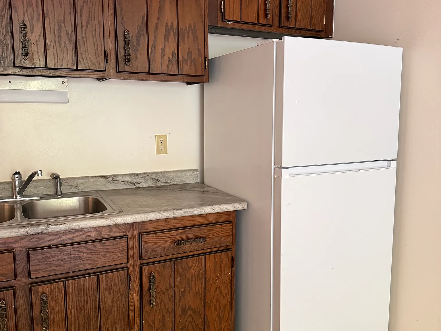 1 bed, $900 — Photo 2