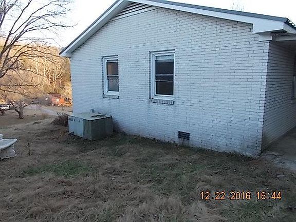 3rd image of 75 Horseshoe Bend Ln