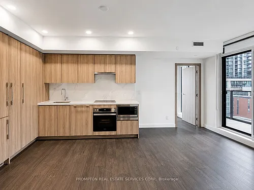 38 Widmer St Photo 1