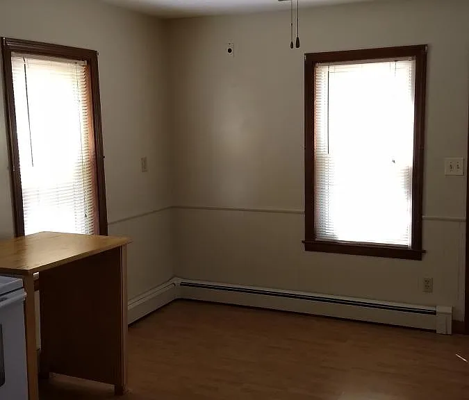 117 Vernon Ave #1 — Photo 2
