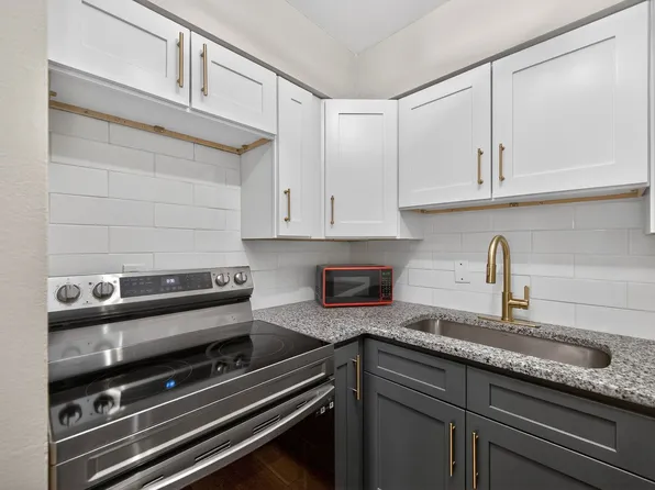 6419 Montgomery Rd, Cincinnati, OH