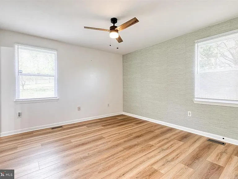 1577 Loring Ct — Photo 16