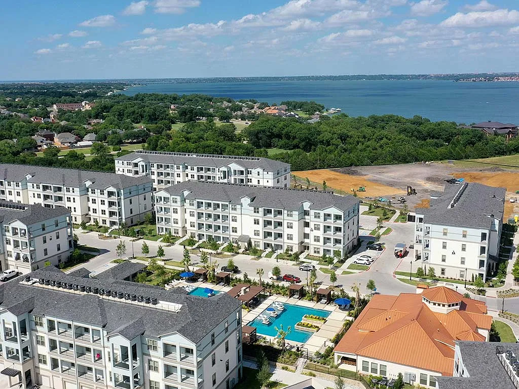 Building Photo - Park at Bayside