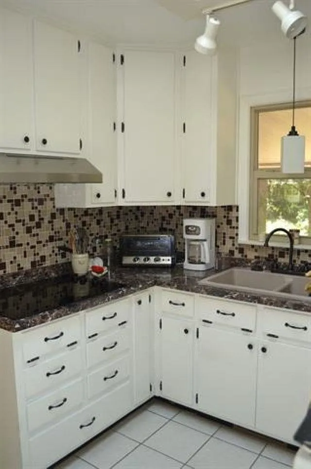 3 bed, 1353 sqft, $2,350 — Photo 4