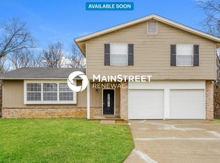 6300 Ocho Rios Ct, Louisville, KY 40228