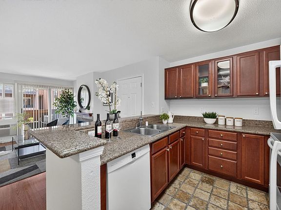 4th image of 404 Dempsey Rd Unit 207