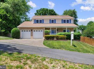 8691 Young Ct, Springfield, VA 22153