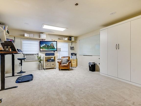 5th image of 1605 Lime Rock Dr