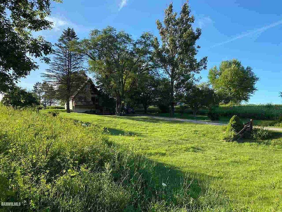 1st image of 10 102 Heron Dr #A