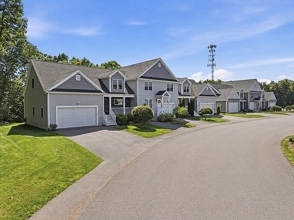5th image of 15 Curtis Cir #15