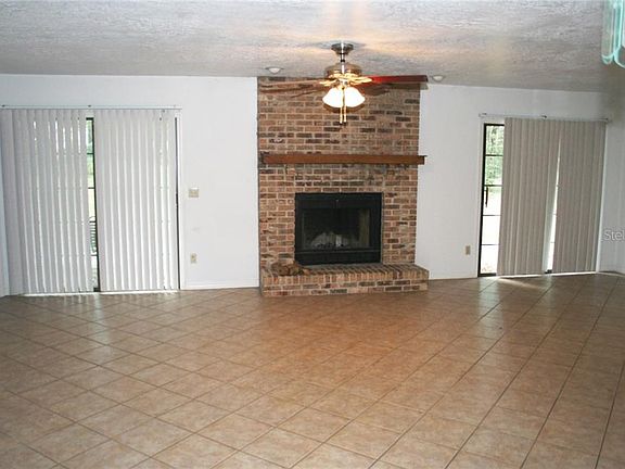 5th image of 3264 NE 32nd Ave