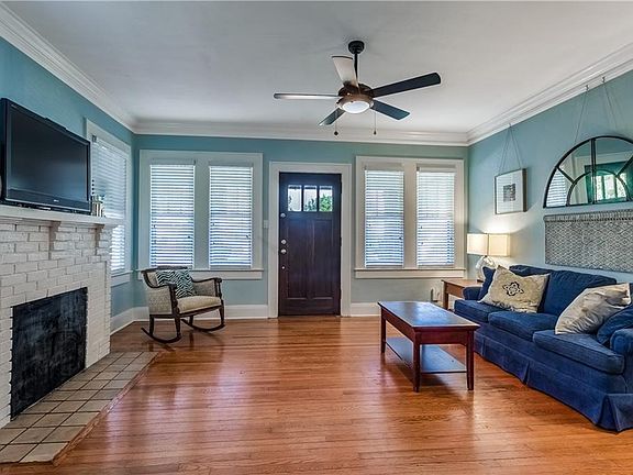 3rd image of 3604 W Obispo St