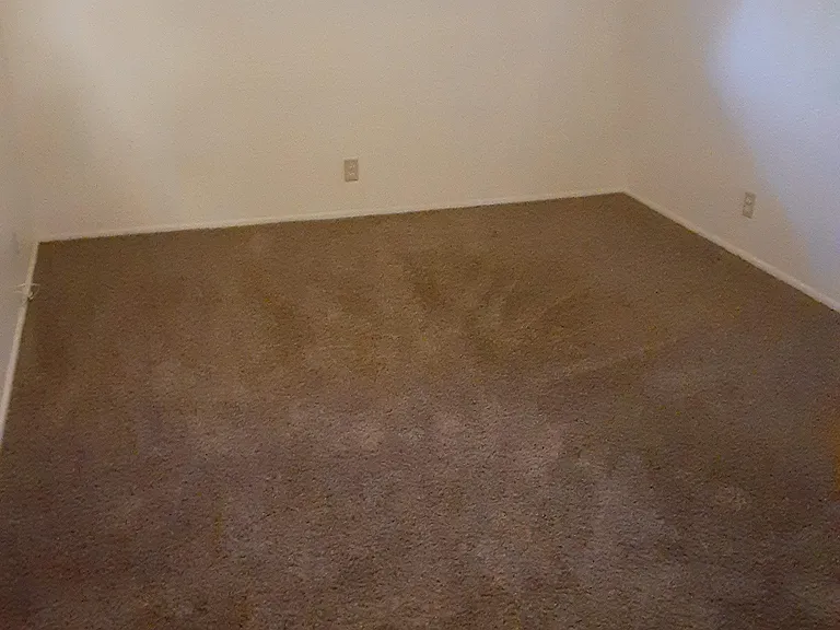 617 Summit Blvd #6 — Photo 4