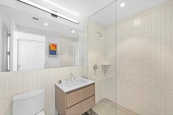 Rented by Charney Real Estate LLC | media 23