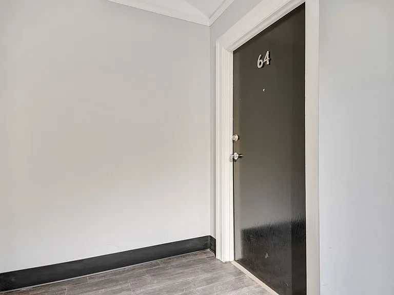 Fort Wood Apartments — Photo 12