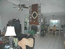 Open den / dining room