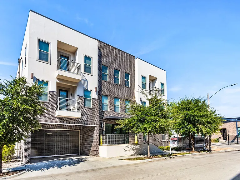 2712 Wingate St — Photo 15