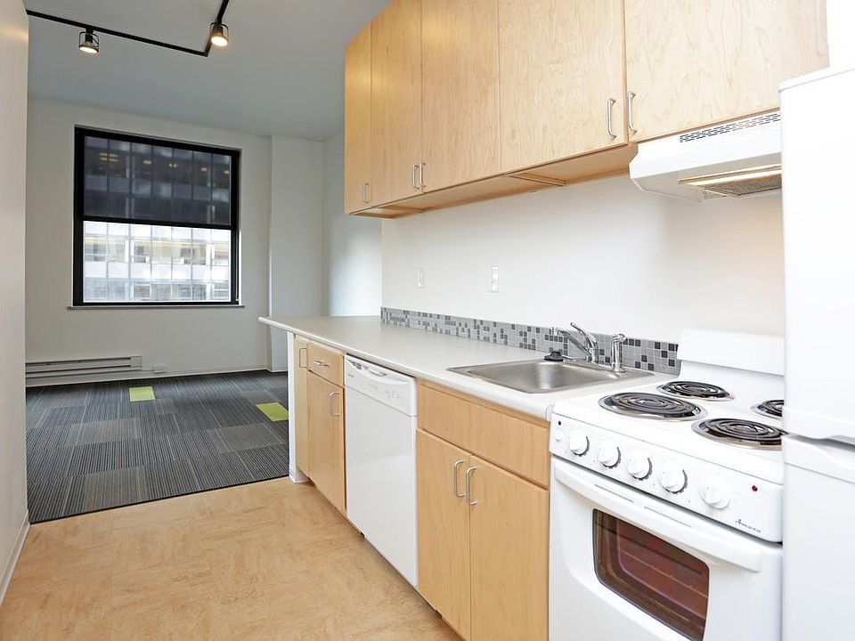 2nd image of 405 6th Ave Unit 608