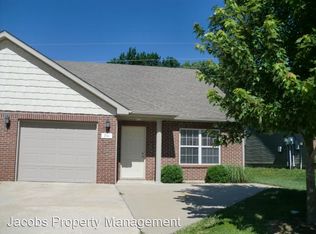 711 Glenstone Dr, Columbia, MO 65201