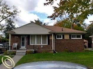 23051 Oneida Ave, Oak Park, MI 48237