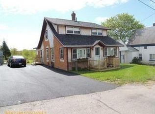 4 South St, Lubec, ME 04652
