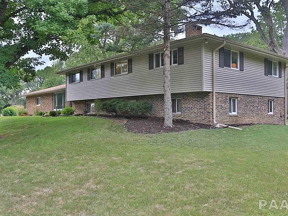 2nd image of 1119 W Oakglen Dr