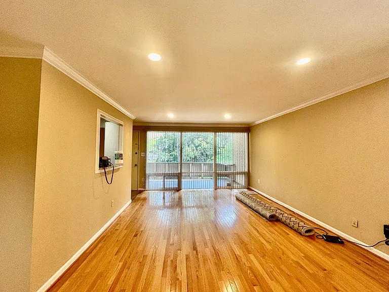 138 Birch St #C1 — Photo 8