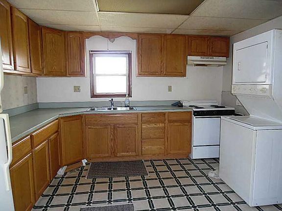 4th image of 11886 Lakeview Dr