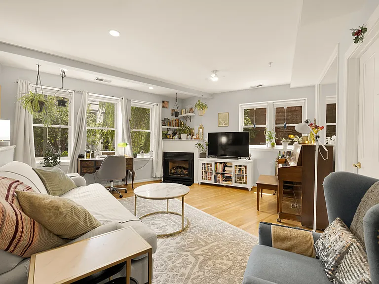 70 Rhode Island Ave NW #202 — Photo 12