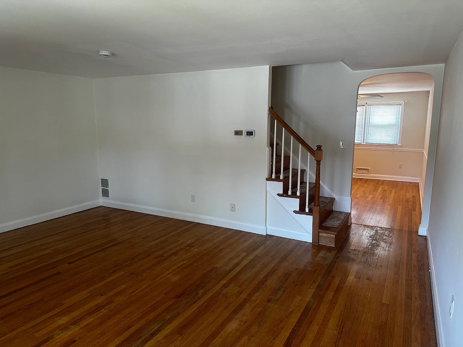 4 bed, 1800 sqft, $2,700 — Photo 4