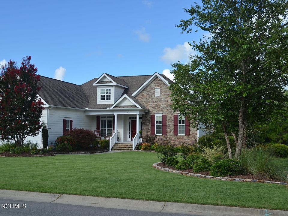 1st image of 2825 Pine Forest Drive